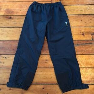 Sierra Designs size medium light rain pants. Hiking, outdoors, winter, camping